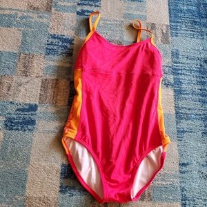 NWOT Speedo swimsuit